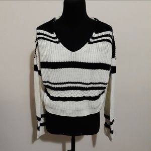 Derek Heart B/W Stripe Laceup Back Sweater Medium
